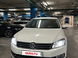 2013 Volkswagen Passat B7, белый, 1470000 рублей, вид 3