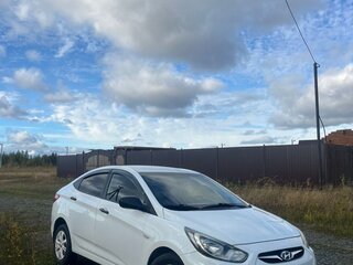 2013 Hyundai Solaris I, белый, 550000 рублей, вид 1