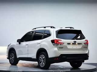 2022 Subaru Forester V Рестайлинг, белый, 2500444 рублей, вид 4