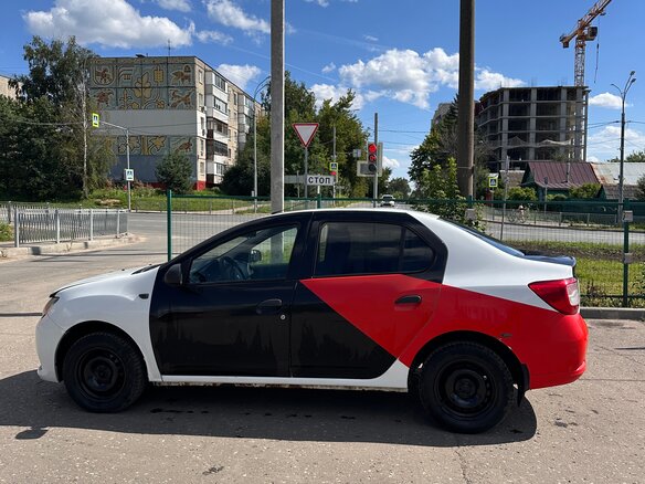 2015 Renault Logan II, белый, 250000 рублей - вид 3