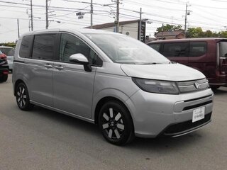 2025 Honda Freed Air III, серебристый, 2300000 рублей, вид 3