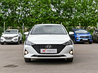 2020 Hyundai Solaris II Рестайлинг, белый, 1352000 рублей, вид 3