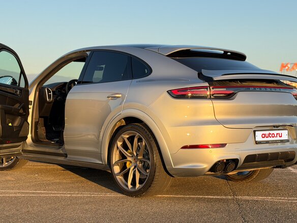2019 Porsche Cayenne S Coupé III, серый, 8500000 рублей - вид 19