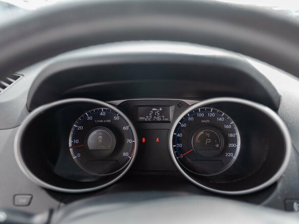 2013 Hyundai ix35 I, белый, 985000 рублей - вид 11