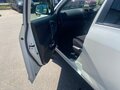 2011 Toyota Vanguard, белый, 1600000 рублей - вид 10
