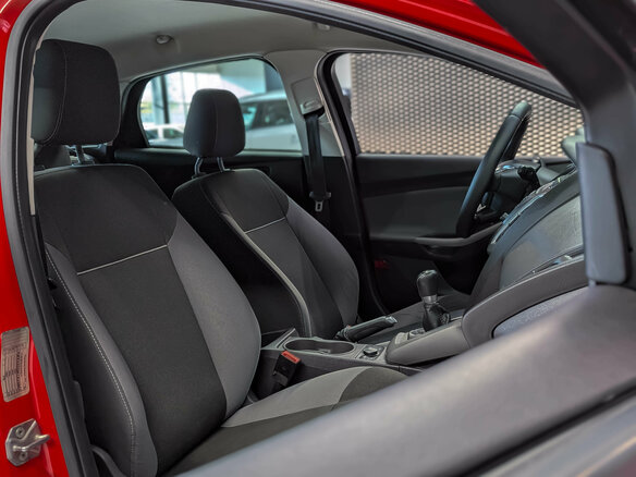 2012 Ford Focus III, красный - вид 26