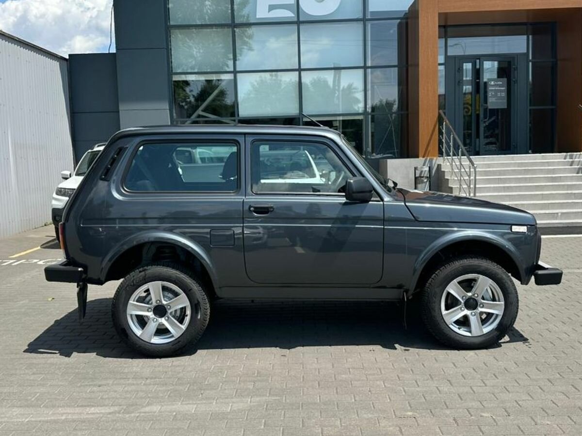 Открыть фотографии: Lada (ВАЗ) Niva Legend I