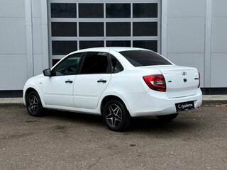 2017 Lada (ВАЗ) Granta I, белый, 520000 рублей, вид 3