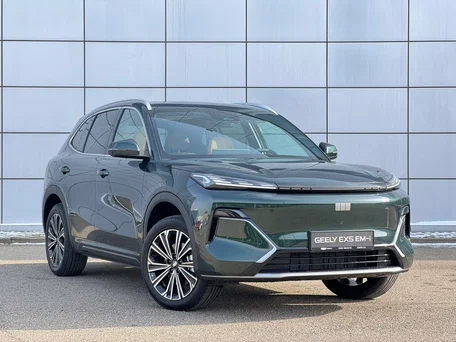 2026 Geely EX5 Гибрид EM-R, зелёный, 3829990 рублей, вид 1