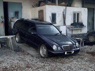 1999 Mercedes-Benz E-Класс 240 II (W210, S210) Рестайлинг, синий, 450000 рублей, вид 1