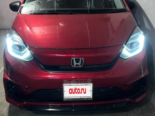 2022 Honda Fit IV, красный, 1555555 рублей, вид 3