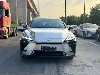 2026 Lexus ES 300h VIII, серый, 6682099 рублей, вид 2