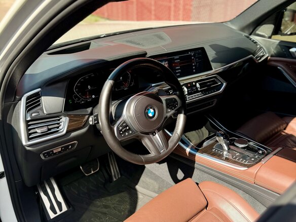 2018 BMW X5 50i IV (G05/G18), белый - вид 32