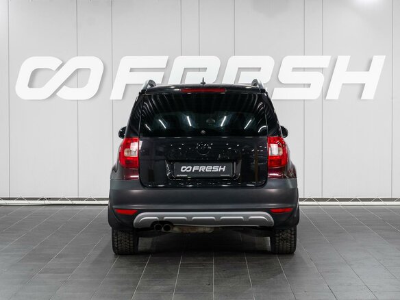 2011 Skoda Yeti I, красный - вид 3