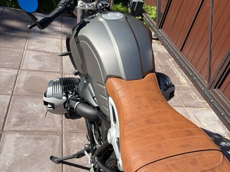 2018 BMW R Nine T Scrambler, серебристый, 1200000 рублей, вид 4