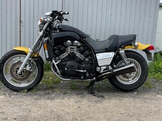 Yamaha V-Max 1200