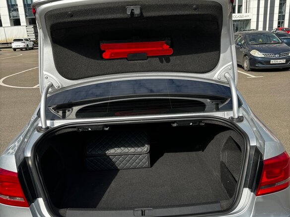 2012 Volkswagen Passat B7, серебристый, 990000 рублей - вид 12
