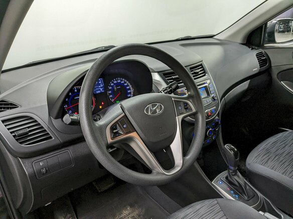 2015 Hyundai Solaris I Рестайлинг, чёрный - вид 12