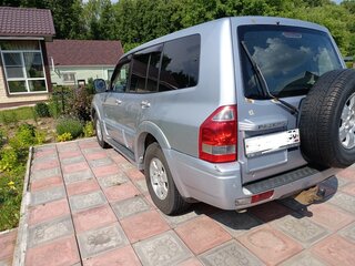 2003 Mitsubishi Pajero III Рестайлинг, серебристый, 850000 рублей, вид 2