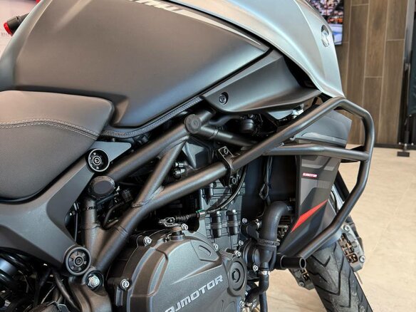 2026 QJMotor SRT 900 SX, зелёный, 899000 рублей - вид 6