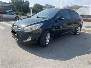 2011 Hyundai Solaris I, чёрный, 810000 рублей, вид 1