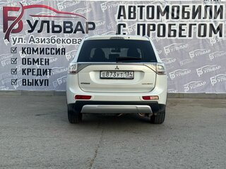 2014 Mitsubishi Outlander III, белый, 1320000 рублей, вид 5