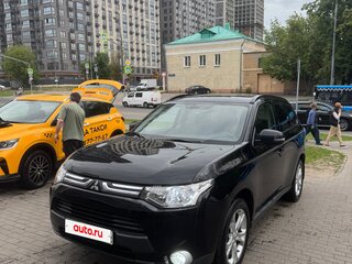 2013 Mitsubishi Outlander III, чёрный, 1290000 рублей, вид 1