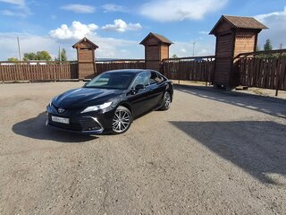 2022 Toyota Camry VIII (XV70) Рестайлинг, чёрный, 4090000 рублей, вид 1