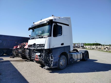 2024 Mercedes-Benz Actros, белый, 5761980 рублей, вид 1