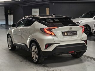 2018 Toyota C-HR I, белый, 1950000 рублей, вид 4