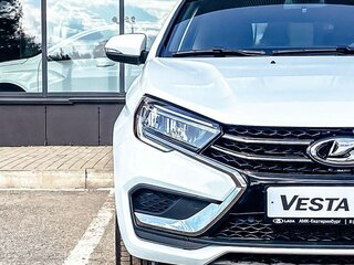 2025 Lada (ВАЗ) Vesta SW I Рестайлинг (NG), белый, 1711000 рублей, вид 4