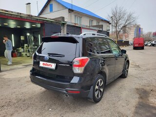 2017 Subaru Forester IV Рестайлинг 2, чёрный, 1870000 рублей, вид 4