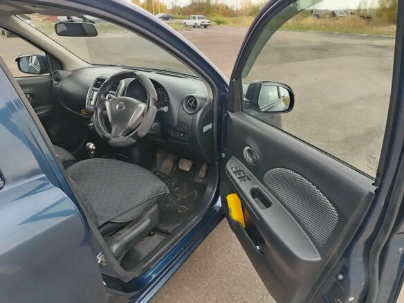 2018 Nissan March IV (K13) Рестайлинг, синий, 850000 рублей - вид 4