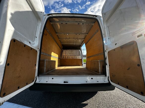 2009 Ford Transit, белый - вид 18