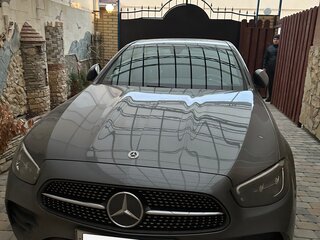 2021 Mercedes-Benz E-Класс 200 V (W213, S213, C238) Рестайлинг, серый, 5500000 рублей, вид 2