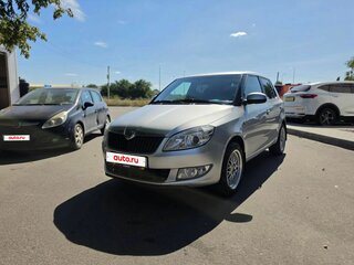2012 Skoda Fabia II Рестайлинг, серебристый, 610000 рублей, вид 2