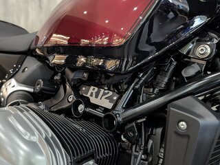2024 BMW R 12, пурпурный, 1480000 рублей, вид 4