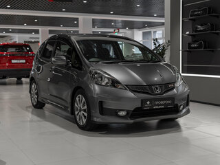 2013 Honda Fit II, серый, 940000 рублей, вид 2