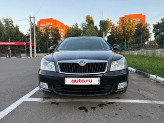 2010 Skoda Octavia II (A5) Рестайлинг, чёрный, 990000 рублей, вид 2