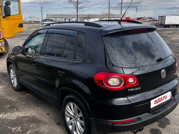 2011 Volkswagen Tiguan I, чёрный, 780000 рублей - вид 5
