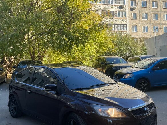 2009 Ford Focus II Рестайлинг, фиолетовый - вид 3