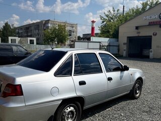 2011 Daewoo Nexia I Рестайлинг, серебристый, 300000 рублей, вид 3