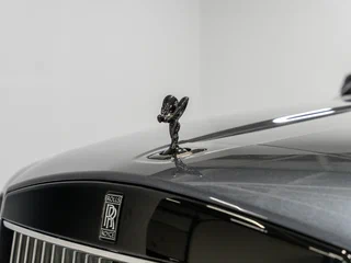 2026 Rolls-Royce Cullinan Black Badge I Рестайлинг (Series II), серый, 69790000 рублей, вид 2