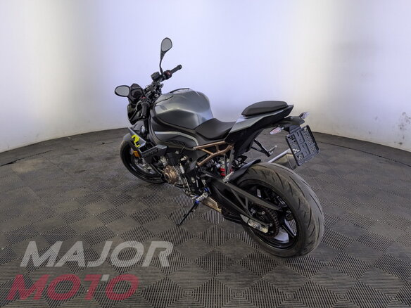 2024 BMW S 1000 R, серый - вид 5