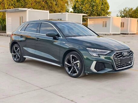 2023 Audi A3 Sportback 35 TFSI IV (8Y), зелёный, 2150000 рублей, вид 1