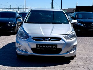 2011 Hyundai Solaris I, серебристый, 789990 рублей, вид 2