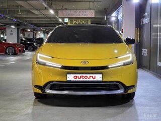 2026 Toyota Prius PHV V (XW60), жёлтый, 4575077 рублей, вид 2