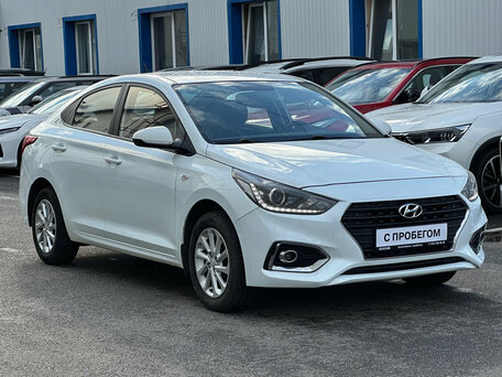 2020 Hyundai Solaris II, белый, 1190000 рублей, вид 2