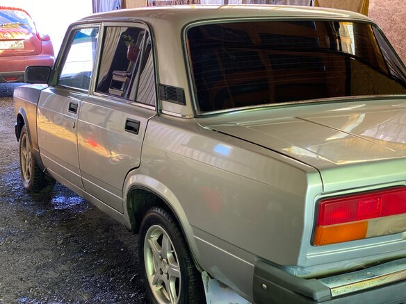2011 Lada (ВАЗ) 2107, серебристый, 170000 рублей - вид 2
