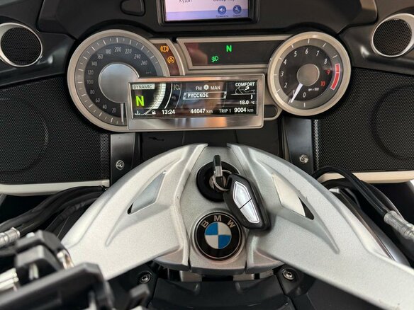 2011 BMW K 1600 GTL, серебристый, 910000 рублей - вид 3